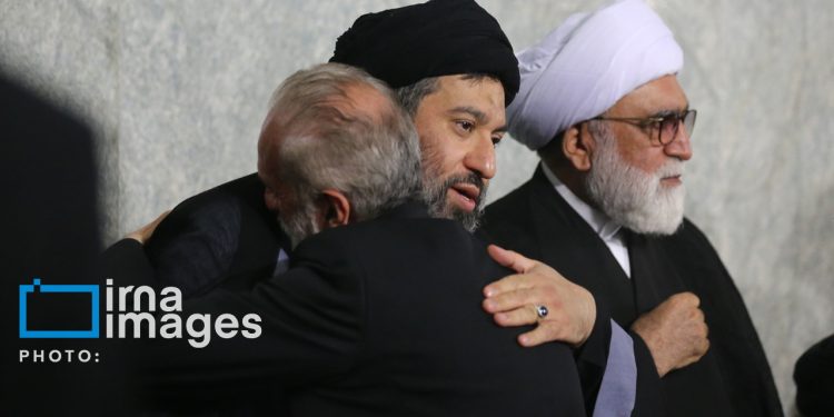 تصاویر: فرزندان رهبر شهید انقلاب در مراسم بزرگداشت مشهد