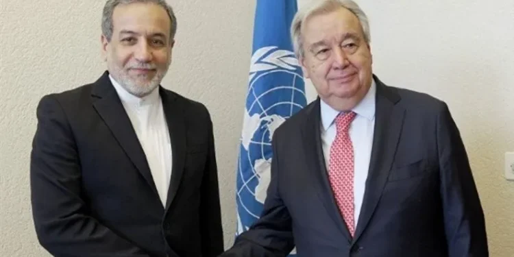 گفتوگوی تلفنی عراقچی و دبیرکل سازمان ملل در مورد تحولات پس از امضای یادداشت تفاهم میان ایران و آمریکا
