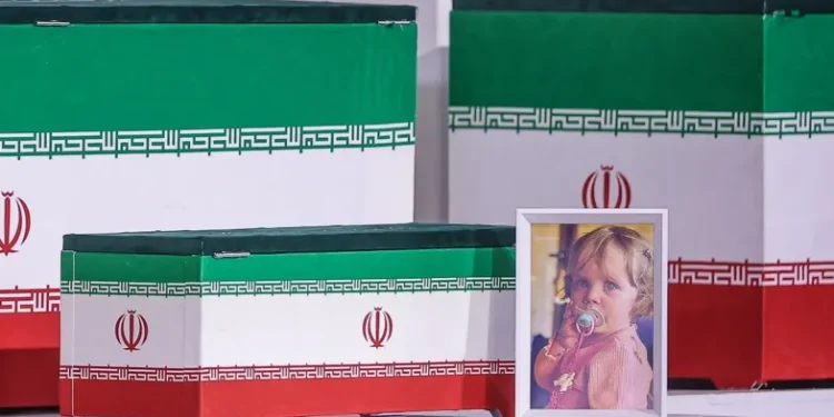 ببینید / تصویری از پیکر نوه رهبر شهید انقلاب