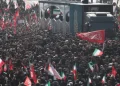 آغاز مراسم تشییع پیکر رهبر شهید و خانواده شهید ایشان