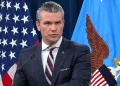سی‌ان‌ان: وزیر جنگ آمریکا قرار است چهارشنبه به اسرائیل برود / مشخص نیست حملات امشب آمریکا به ایران بر برنامه این سفر تأثیر خواهد گذاشت یا خیر