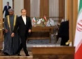 سیبیاس به نقل از منابع منطقهای: در مذاکرات میان عمان و ایران درباره بازگشایی تنگه هرمز پیشرفت حاصل شده / حملات هوایی آمریکا عمداً متوقف شد تا مذاکرات حضوری حساس مختل نشود