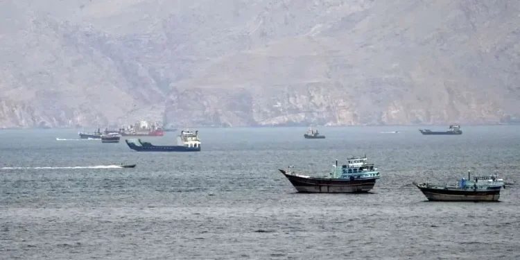 سرلشکر صفوی: طرح کنترل تنگه هرمز برای اولین بار در سال ۱۳۹۰ توسط امام شهید مطرح شد