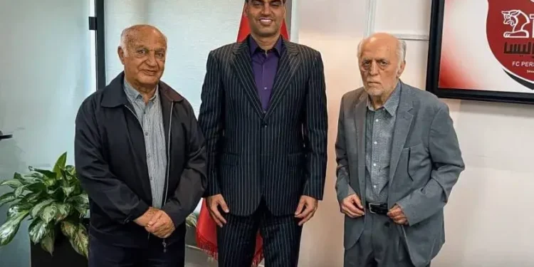 دستیاران افسانه‌‌ای پروین میهمان پرسپولیس