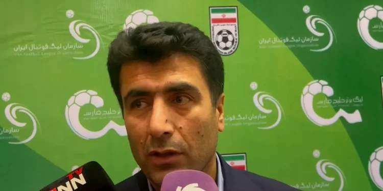 هزاریان: پنجره استقلال را تا دو هفته آینده باز می‌کنیم