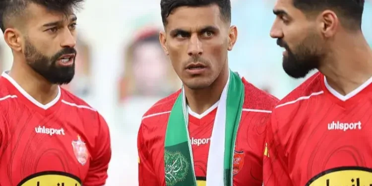 مبارزه سپاهان با دو تیم قرمزپوش؛/ پرسپولیس و رقیب جدید: آینده مبهم مدافع ملیپوش!