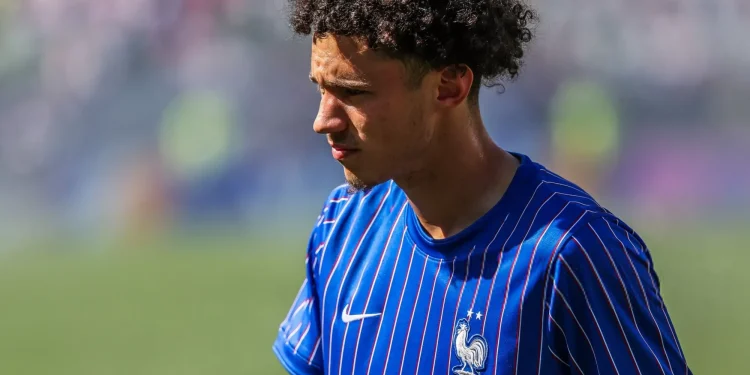 ستاره فرانسه در آستانه پیوستن به PSG/ پاریس بازار را درو می‌کند: اولین بمب به زودی