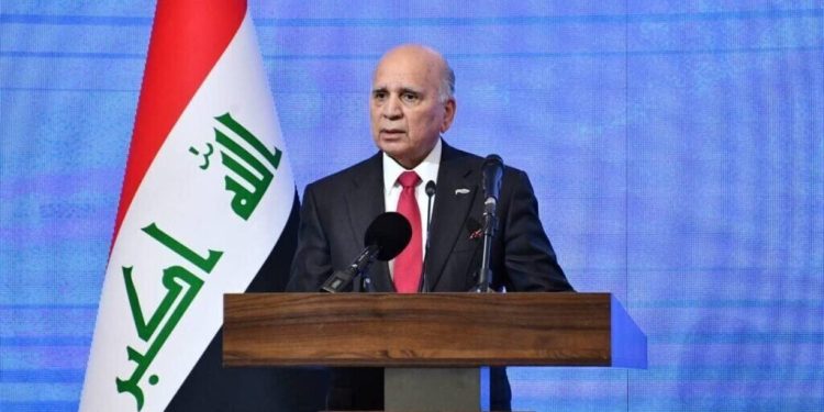 ابراز امیدواری فؤاد حسین برای بازگشایی تنگه هرمز در اسرع وقت