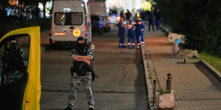 انفجار بمب دست‌ساز در رستورانی در مرکز مسکو؛ دست‌کم سه نفر کشته و ۲۱ نفر زخمی شدند