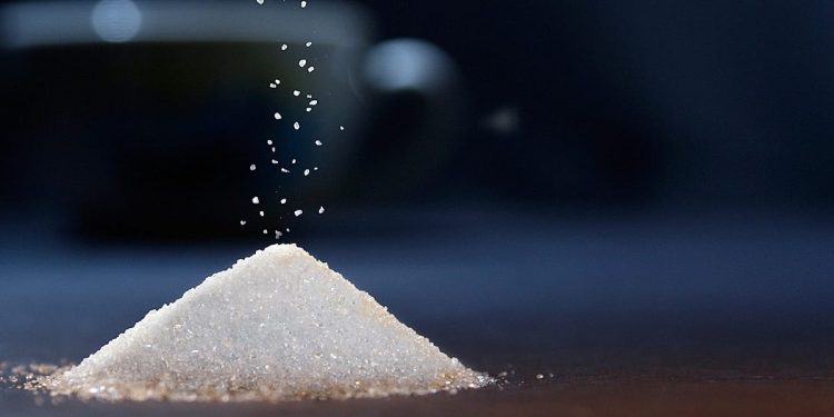کاهش مصرف شکر تا دو سالگی با کاهش خطر زوال‌عقل در دهه‌های بعد مرتبط است مطالعه‌ای نشان می‌دهد
