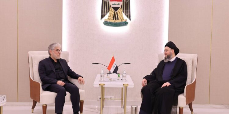 دیدار وزیر علوم ایران با سید عمار الحکیم
