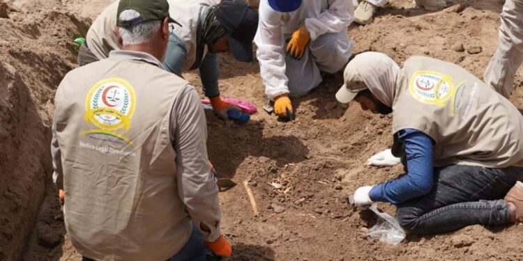 کشف سرنوشت مفقودان عراق در هالهای از ابهام/ ثبت بیش از ۱۲۰۰ پرونده جدید در یک سال