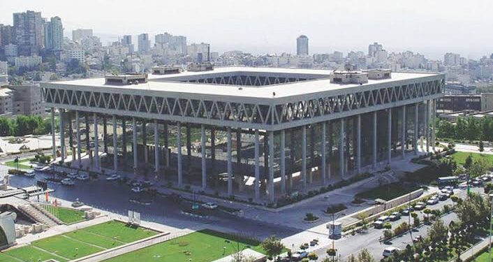 اخبار رسانه‌ها مبنی بر ماندنِ پیمان جبلی بر مسند مدیریتِ صداوسیما