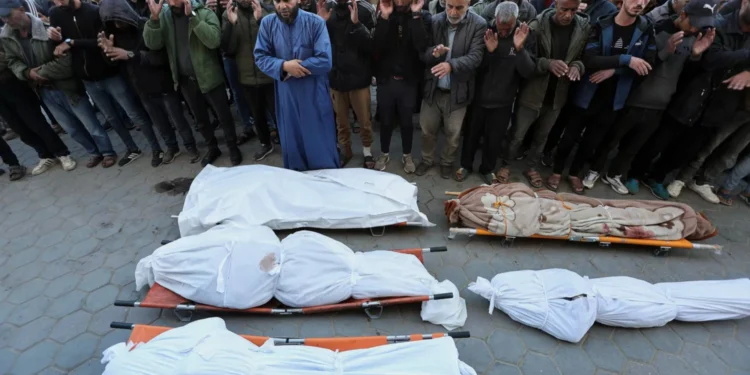 ۲ شهید و ۳۲ مجروح در غزه طی ۲۴ ساعت گذشته