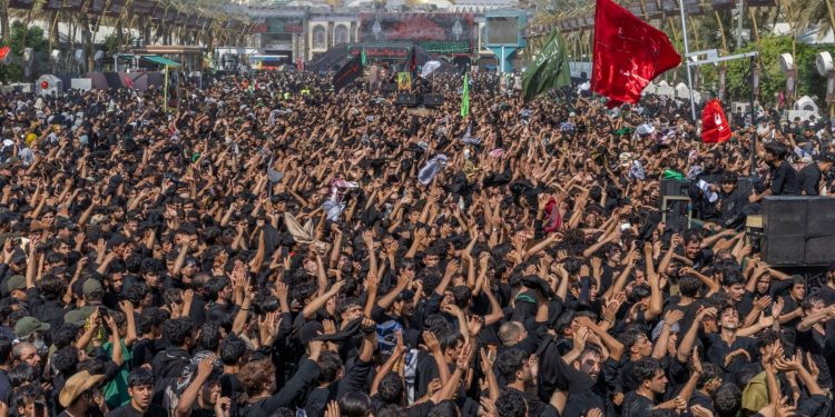 تعطیلی ۳ استان عراق برای ادامه خدمات رسانی به زائران اربعین