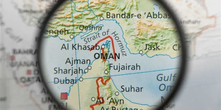 نهاد مدیریت آبراه خلیج فارس: تنگه هرمز همچنان مسدود است و تا پذیرش شروط ایران بازگشایی نخواهد شد / توییت‌های پیاپی مسئولان آمریکایی درباره رفع انسداد تنگه هرمز، واقعیت را تغییر نمی‌دهد