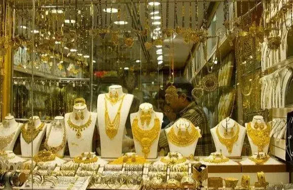 قیمت طلا و سکه/ طلای ۱۸ عیار از ۱۹ میلیون گذشت