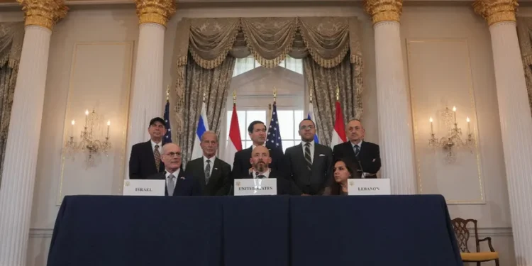 لبنان در مذاکرات رم خواستار تعیین مناطق آزمایشی جدید و توقف تعرضات اسرائیل شد