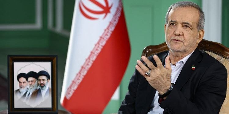 پزشکیان: شرط بازگشایی تنگه هرمز لغو تحریم‌ها و پایان جنگ لبنان است