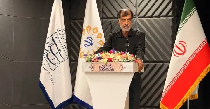 باهنر: امروز نمایندگان واژههای حقوقی را بلد نیستند / مجلس فعلی برخی لوایح را جوری تغییر داده که دولت آنها را پس گرفته / تعداد کمی نماینده داریم که شهامت داشته باشد منافع منطقه خود را رها کرده و به منافع ملی رای دهد