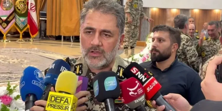 پاسخ فرمانده نیروی پدافند هوایی ارتش به ادعا‌های ترامپ: اگر تجهیزات ما نابوده شده، پس پهپاد‌ها و جنگنده‌های دشمنان چطور ساقط شدند؟