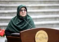 سخنگوی دولت: با وجود هجمه‌های اقتصادی، تأمین مایحتاج عمومی مردم با موفقیت انجام شده/ علی‌رغم همه فشارهای دشمن، کمبودی در کالاهای اساسی مشاهده نمی‌شود