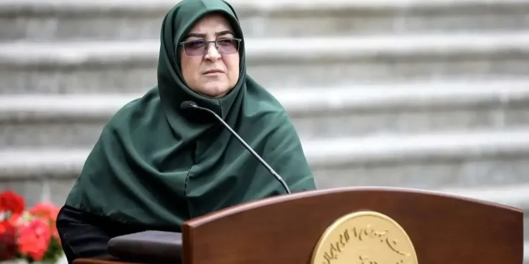 سخنگوی دولت: با وجود هجمههای اقتصادی، تأمین مایحتاج عمومی مردم با موفقیت انجام شده/ علیرغم همه فشارهای دشمن، کمبودی در کالاهای اساسی مشاهده نمیشود