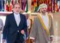 جزئیات مذاکرات ایران و عمان/ سخنگوی وزارت خارجه: باز شدن تنگه هرمز منوط به رفع شرایطی است که به دلیل جنگ بر ما تحمیل شده/ این بر عهده آمریکا است که اقدامات مخرب خود را جبران کند تا پس از آن در مورد گام‌های بعدی صحبت کنیم/ تنگه که به دلیل اختلاف نظر تهران و مسقط بسته نشده، پس طبیعی است که تعیین مسیر تردد کشتیرانی، امری دو جانبه میان ما باشد