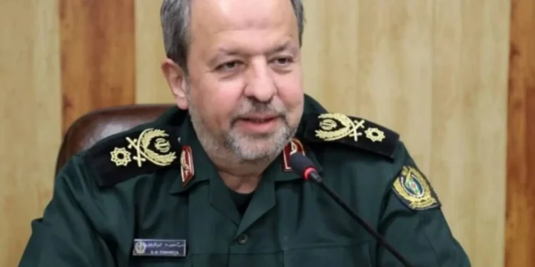 سرپرست وزارت دفاع: معادن کشور روزانه به ۷۰۰ تن مواد منفجره نیاز دارند/ برای حل این مشکل تمام ظرفیت خود را به کار می‌گیریم