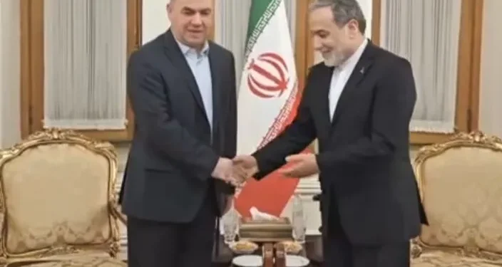 تاکید عراقچی بر حمایت همهجانبه ایران از مردم لبنان در دفاع از تمامیت سرزمینیشان / سیدحسن فضلالله از تلاشهای وزیر خارجه در حمایت از لبنان در روندهای دیپلماتیک تشکر کرد