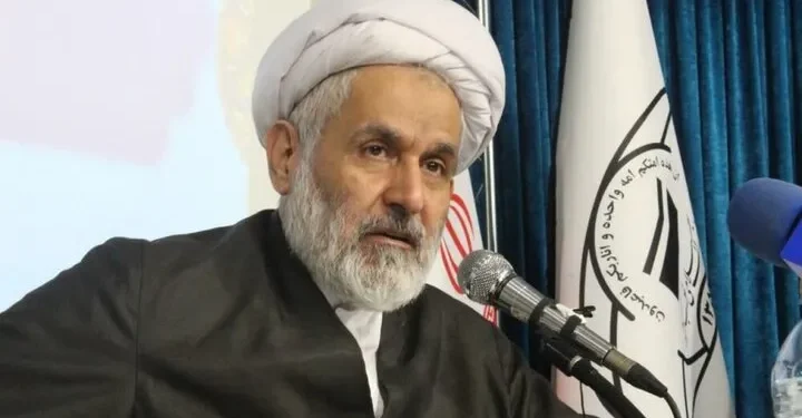 طائب، رئیس سازمان بسیج: ما درخواست آتش‌بس نکردیم؛ او (ترامپ) مجبور شد آتش‌بس کند / این ملت سست نشد و درخواست مذاکره نکرد، بلکه این آمریکا بود که درخواست مذاکره کرد