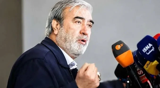 رئیس کمیسیون امنیت ملی: دشمن از غرب کشور، خارک و قشم قصد ورود و حمله داشتند، اما یگان‌های نظامی قدرتمند ما اهداف دشمن را در نطفه خفه کردند / اگر آمریکا بار دیگر در مورد ایران دچار اشتباه محاسباتی شوند، امنیت آنها را در سراسر جهان سلب خواهیم کرد