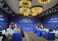 سیانان به نقل از یک مقام ارشد کشورهای حاشیه خلیج فارس: احتمال دستیابی آمریکا و ایران به توافق تا روز جمعه «۵۰-۵۰» است / توافق درباره تنگه هرمز ممکن است حتی از امروز حاصل شود