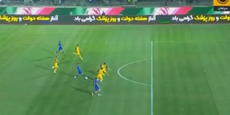 قلی‌زاده 24 میلی‌متر از آفساید خارج بود:/ پای چپ حزباوی بلای جان سپاهان و سیدحسین!