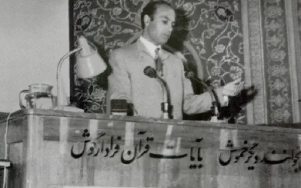 دکتر شریعتی: داستان کربلا نه از تاسوعا و یا محرم شروع می‌شود و نه در عصر عاشورا و اربعین تمام می‌شود / اگر در جامعه‌ای فقط یک حسین و یا چند ابوذر داشته باشیم هم زندگی خواهیم داشت هم آزادی