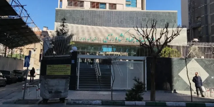 از رویای تنظیمگری تا انحصار کالاهای اساسی / یکی از علل گرانیها اینجاست؛ در وزارت جهاد