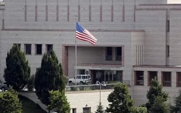 درخواست آمریکا از سفارتخانههای خود در خاورمیانه: طرحهایی برای ادامه فعالیت با تعداد محدودی از کارکنان در محل تهیه کنید / سیانان: این اقدام در حالی صورت میگیرد که جنگ با ایران همچنان چشماندازی برای پایان یافتن ندارد