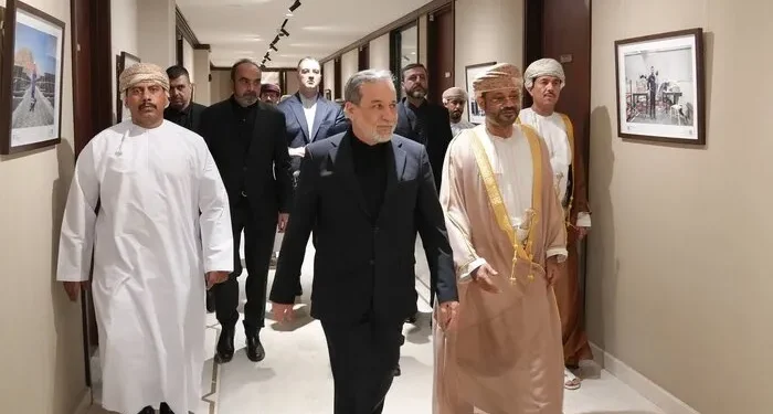 المیادین به نقل از منبع امنیتی-سیاسی ایرانی: مذاکرات تهران و مسقط درباره ترتیبات مشترک برای مدیریت تنگه هرمز به مراحل مهمی رسیده / ایران تأکید دارد که یکی از ترتیبات ضروری، ثبت هرگونه ورود یا خروج از طریق تنگه هرمز در یک سامانه ویژه است