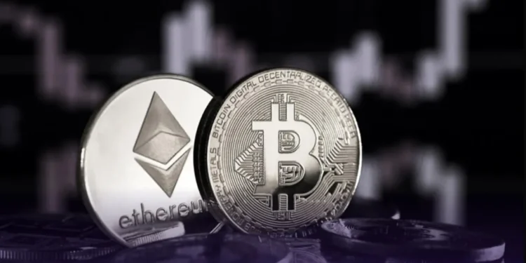 قیمت بیت کوین، امروز یکشنبه ۸ شهریور ۱۴۰۵