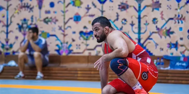 یزدانی برای جنگ ستارگان آماده می شود(عکس)