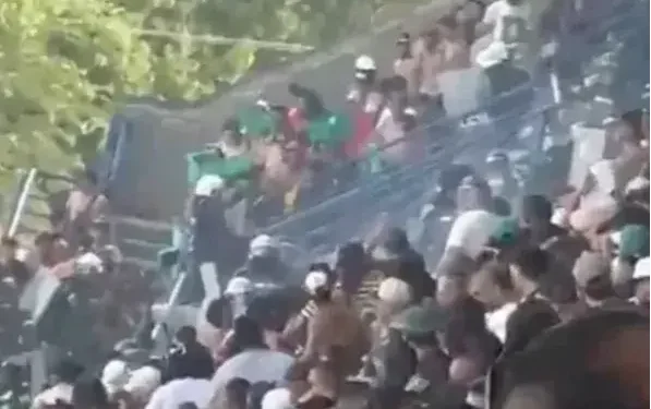 آشوب و بزن بزن هواداران در فوتبال کلمبیا