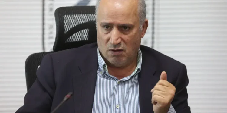 باشگاههای زیانده از جذب بازیکن محروم میشوند/ مهدی تاج خبر مهم فوتبال ایران را موشکافی کرد!