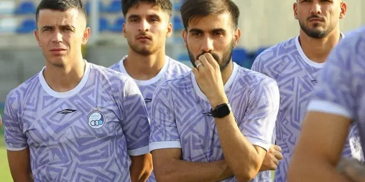 بازیکن مصدوم استقلال در محل تمرین حاضر شد