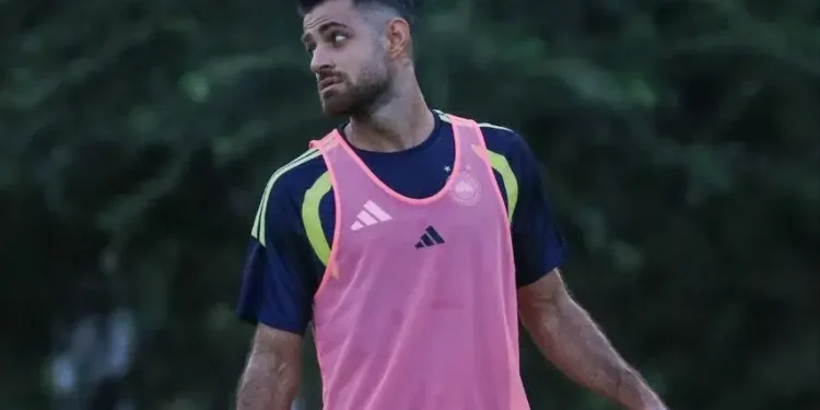 آغوش باز تاشکند برای مدافع پرسپولیس (عکس)
