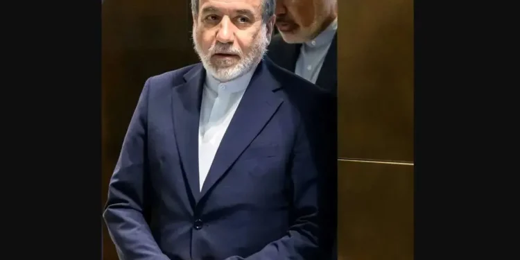 عراقچی: موضوع ایجاد یک ارز واحد میان اعضای بریکس در دست بررسی است