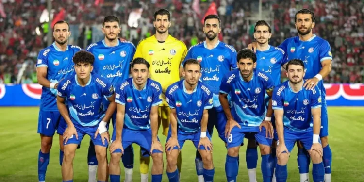 غدیر در انتظار چراغ سبز سازمان لیگ/ احتمال میزبانی استقلال از تراکتور در اهواز