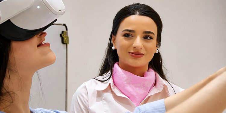 آشنایی با استارتاپی که کلاس درس را به دنیای مجازی می‌برد
