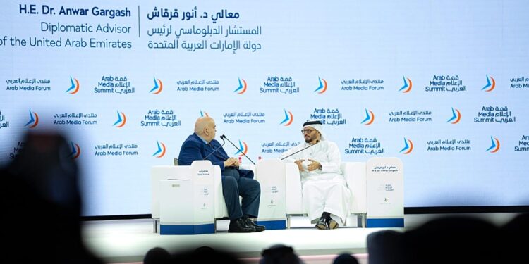 مشاور رئیس دولت امارات: بازسازی اعتماد با ایران سالها طول میکشد