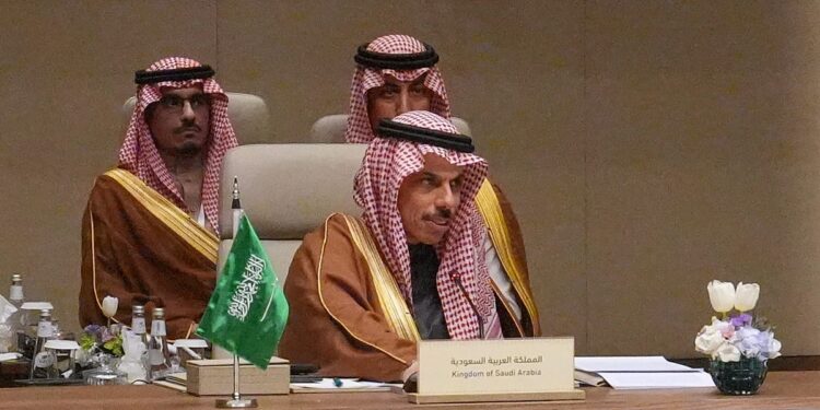 از «پیمان عدم تعرض» تا «چارچوب امنیتی»؛ چند کشور خلیج فارس خواستار بازتنظیم روابط با ایران شدند