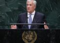 زن‌های «جدی» با دامن بلند؛ تاجانی سوژه میم‌ها و رسانه‌های بین‌المللی